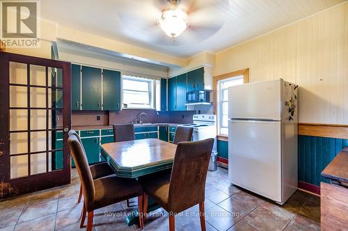 Eat In Kitchen - 3 Summit Drive, Scugog, ON 