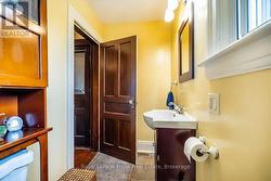 4PC Upper Bathroom - 