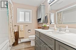 main floor 4 pc bath - 