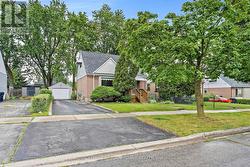 27 HATFIELD CRESCENT  Toronto, ON M9W 3R7