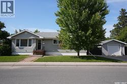 2050 Jubilee AVENUE  Regina, SK S4S 3T8