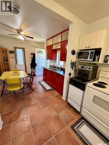 930 Vaughan Street, Moose Jaw, SK 