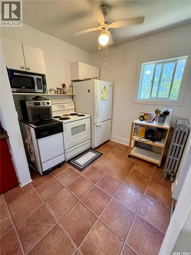 930 Vaughan Street, Moose Jaw, SK 