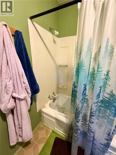 930 Vaughan Street, Moose Jaw, SK 