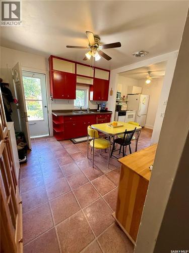 930 Vaughan Street, Moose Jaw, SK 