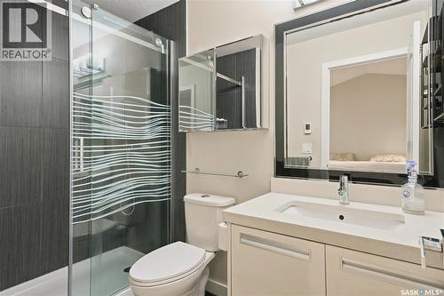 303 East Hampton Boulevard E, Saskatoon, SK 
