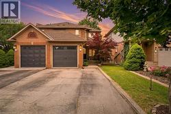 137 CHUDLEIGH Street  Waterdown, ON L8B 0J4