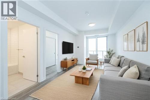15 WELLINGTON Street S Unit# 907  Kitchener, ON N2G 0E4