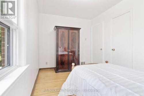 30 Forthbridge Crescent, Toronto, ON 