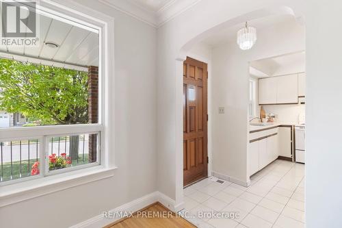 30 Forthbridge Crescent, Toronto, ON 