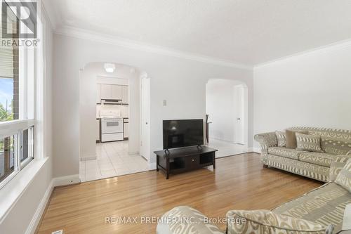 30 Forthbridge Crescent, Toronto, ON 