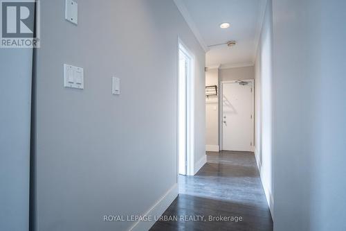 2 - 636 Danforth Avenue, Toronto, ON 