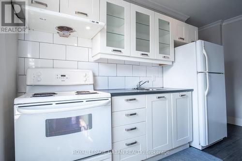 2 - 636 Danforth Avenue, Toronto, ON 