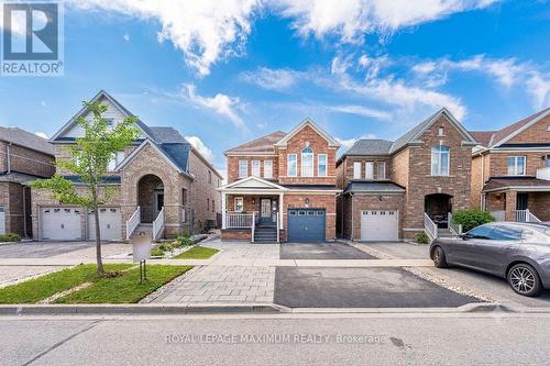 913 MILLER PARK AVENUE  Bradford West Gwillimbury, ON L3Z 0L4