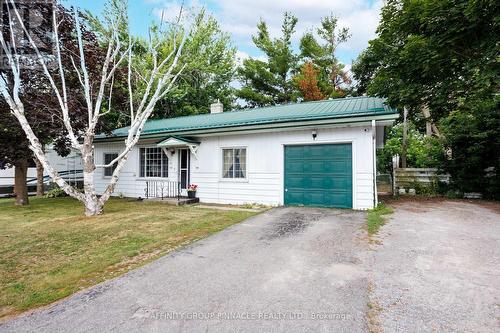35 CLIFTON STREET  Kawartha Lakes (Fenelon Falls), ON K0M 1N0