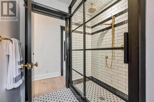 87 University Avenue W, Guelph (Dovercliffe Park/Old University), ON 