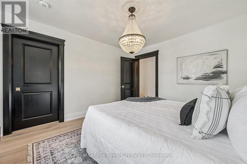 87 University Avenue W, Guelph (Dovercliffe Park/Old University), ON 