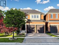 27 WAGON WHEEL CRESCENT  Richmond Hill, ON L4E 5E8