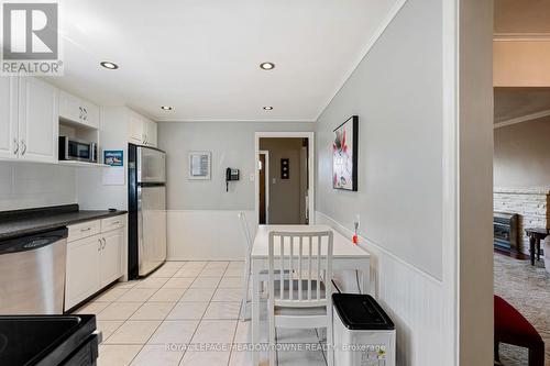 5 Boreal Road, Toronto, ON - Indoor Photo Showing Kitchen