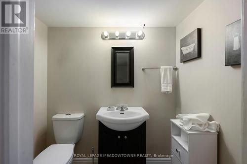 5 Boreal Road, Toronto, ON - Indoor Photo Showing Bathroom