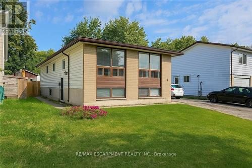 16 Garrow Drive, Hamilton, ON 