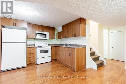 16 Garrow Drive, Hamilton, ON 