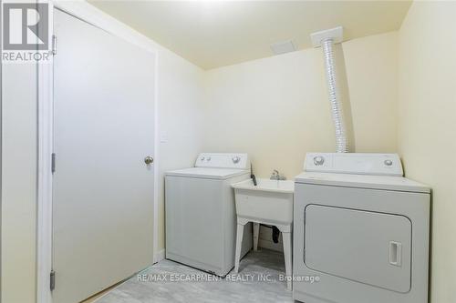 16 Garrow Drive, Hamilton, ON 