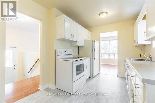 16 Garrow Drive, Hamilton, ON 
