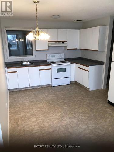 290 Dundas Street W, Quinte West (Trenton Ward), ON - Indoor Photo Showing Kitchen