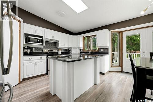 5414 Ballantine Court, Regina, SK 