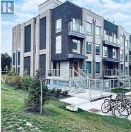 213 - 7 APPLEWOOD LANE Toronto, ON M9C 0C1