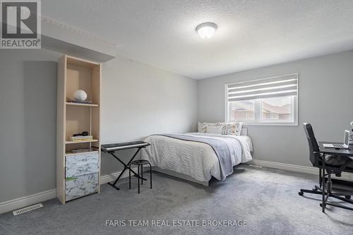 236 Eighth Avenue, New Tecumseth, ON 