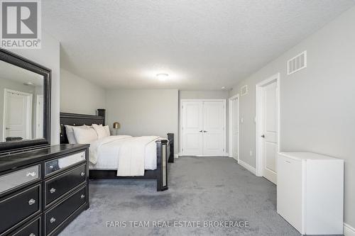 236 Eighth Avenue, New Tecumseth, ON 