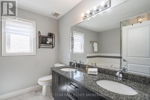 236 Eighth Avenue, New Tecumseth, ON 