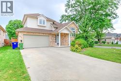 1051 CORA GREENWOOD  Windsor, ON N8P 1K2