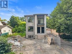 486-1 WENTWORTH AVENUE Ottawa, ON K2B 5K1