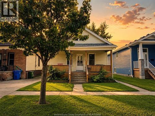 651 BROCK STREET  Windsor, ON N9C 2T1