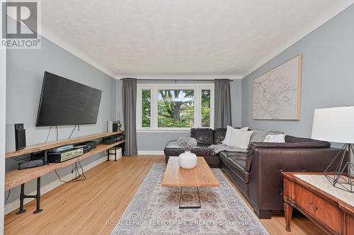 140 Begonia Avenue, Ottawa, ON 