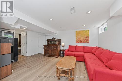 Lower level living room - 140 Begonia Avenue, Ottawa, ON 