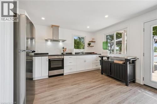 614 Sixth Road E, Mapleton, ON 