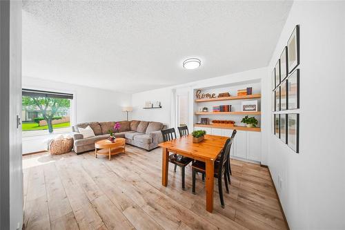86 Barnham Crescent, Winnipeg, MB 