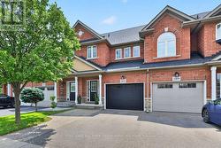 2421 SHADOW COURT  Oakville, ON L6M 5G6