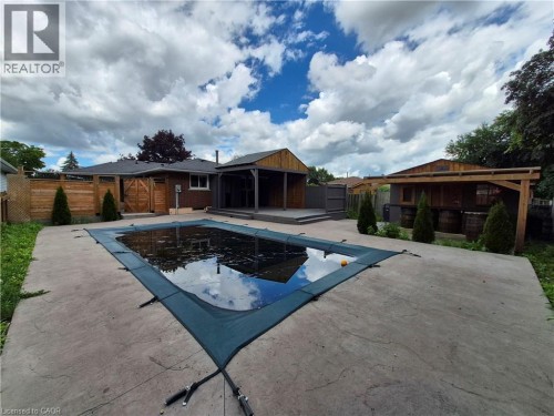 154 Appalachian Crescent, Kitchener, ON - Outdoor With In Ground Pool