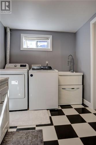 64 Desjardins, Garson, ON - Indoor Photo Showing Laundry Room