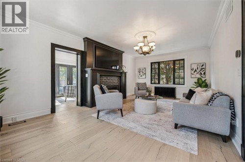 87 University Avenue W, Guelph, ON 