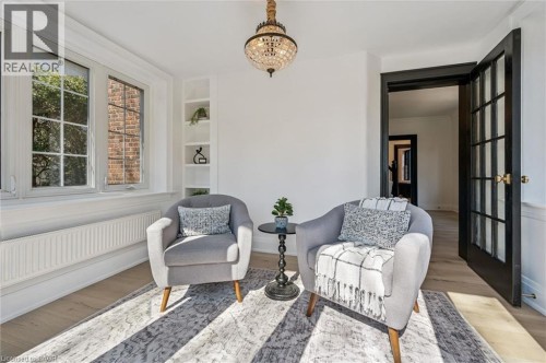 87 University Avenue W, Guelph, ON 
