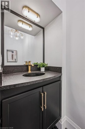 87 University Avenue W, Guelph, ON 