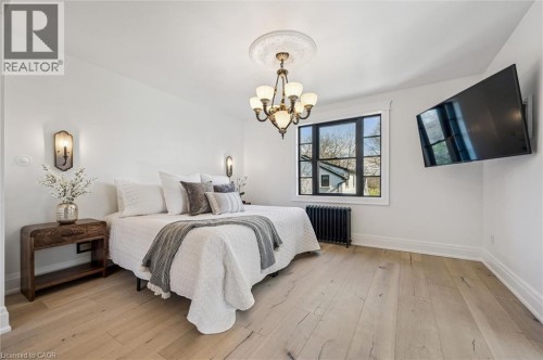 87 University Avenue W, Guelph, ON 