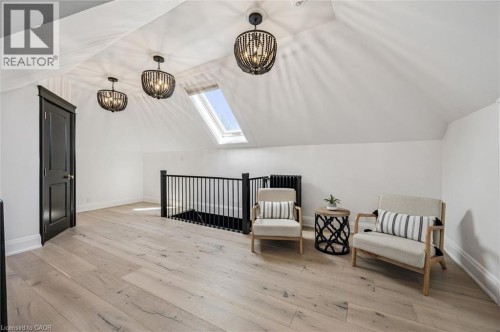 87 University Avenue W, Guelph, ON 