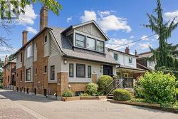 1 (LOWER) - 17A HUMEWOOD DRIVE  Toronto, ON M6C 2W3